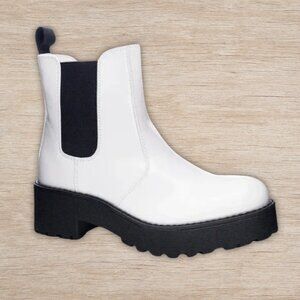 Dirty Laundry White Patent Lug Sole Montana Ankle Boot Women's Size 6